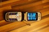 Vand Motorola V360 in stare buna cu handsfree stereo Panasonic.