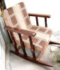 Scaun fotoliu-structura de lemn tapitat