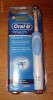 PERIUTA ORAL B VITALITY PRECISION CLEAN TRANSPORT GRATUIT PRIN POSTA ROMANA SAU DOAR 9.9 LEI PRIN FAN COURIER+CADOU IN VALOARE DE MAXIM 10 LEI