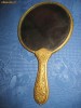 Frumoasa Oglinda de dama de mana veche din bronz gravata