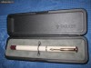 Stilou marca Parker perioada anilor 1970 din plastic cu metal aurit
