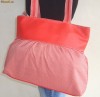 Geanta casual din material textil si piele culoare rosie