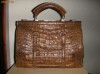 Superba geanta de lux vintage (anii 30) din piele veritabila de crocodil, piele naturala in interior, conditie exceptionala 34x26x14 cm