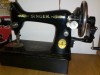 masina de cusut Singer originala an fabricatie 1926 printre primele modele arata si functioneaza foarte bine