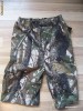 Pantaloni / Pantalon Scurt / Scurti  Pescar Pescuit / Vanatoare Marca Diamant  Model Camuflaj Frunza