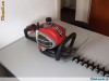 Motofierastrau pentru gard viu Matrix PHT 26-550