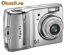 Camera foto SANYO Xacti S70 foto