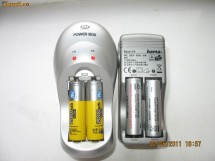 incarcatoare + baterii 2000 mah foto