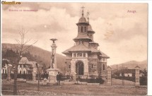 Azuga-biserica cu monumentul circulata 1906 foto