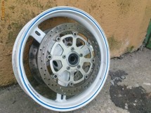 janta fata  cu discuri stare perfecta,rim strips albastre suzuki gsxr k1+alte piese