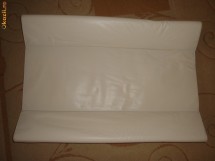 Salteluta pentru infasat ( saltea infasat bebe ) foto