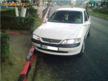 Opel Vectra B, cutie automata