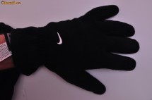 MANUSI NIKE foto