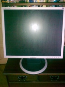 MONITOR SAMSUNG 17