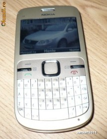 Nokia C3-00 Golden White