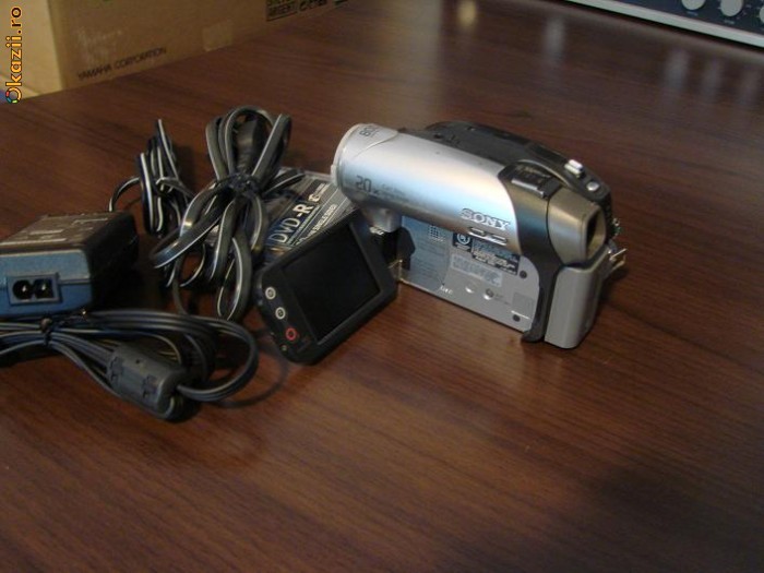 camera sony dcr-dvd 92 foto mare