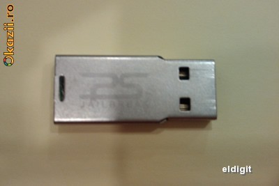PS3 JAILBREAK USB 2.0 foto mare