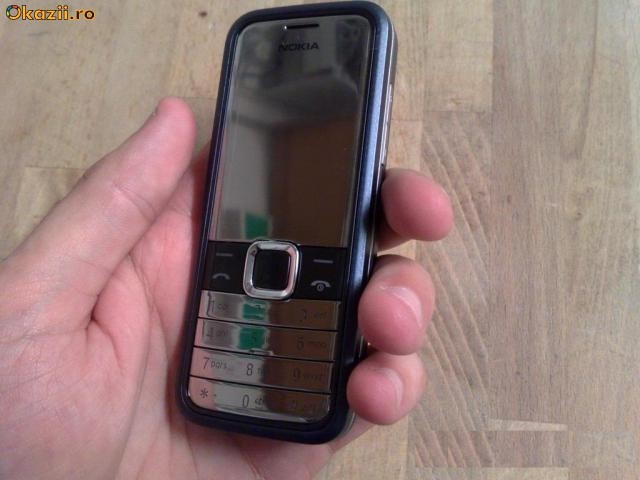 Nokia 7310 Supernova foto mare