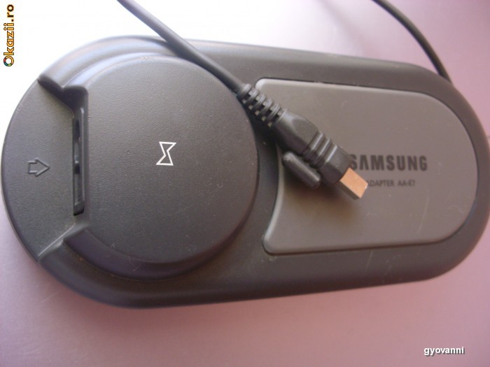 Incarcator/alimentator original pentru camera Samsung  AA-E7/8.4V/1.5 Amp foto mare