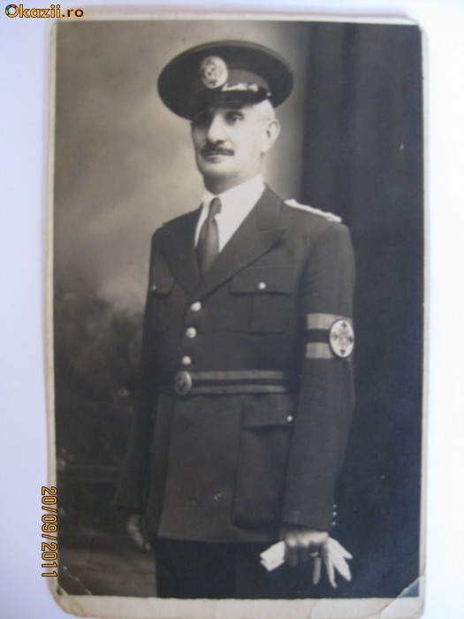 FOTO MODEL C.P.CU OFITER IN TINUTA FRONTULUI RENASTERII NATIONALE DIN PERIOADA CARLISTA! foto mare
