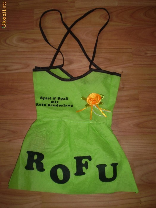 rochita/rochie*********sacosa/geanta******* foto mare