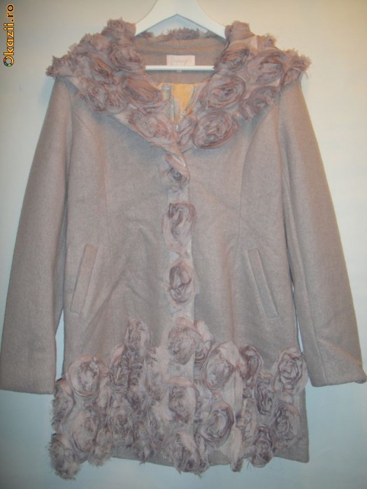 PALTON  CASHEMIRE FOR WOMAN foto mare