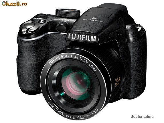 Aparat foto FUJI FinePix S3200 camera foto digitala bridge NOU-NOUTA 24x superzoom 14 mpx inregistrare video HD 720p garantie 2 ani!! + BONUS CARD 4GB foto mare