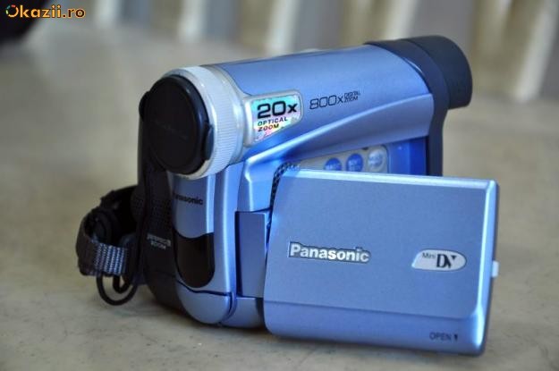 Camera video minidv Panasonic  model PV-GS9 foto mare