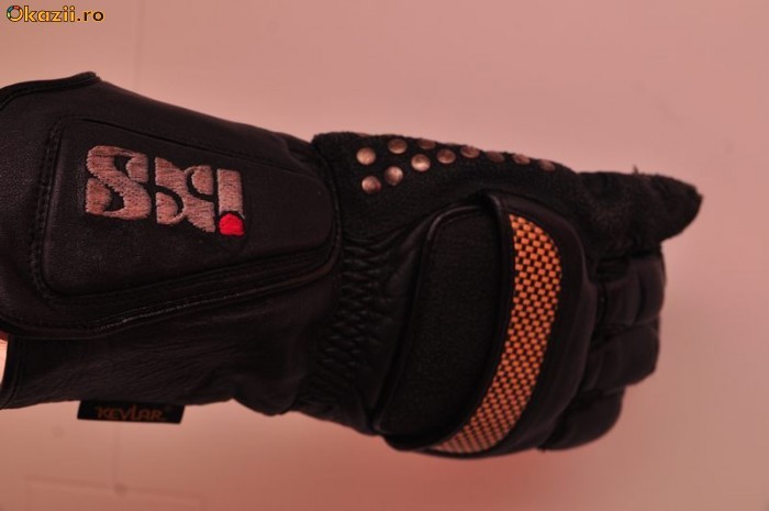 MANUSI IXS KEVLAR foto mare