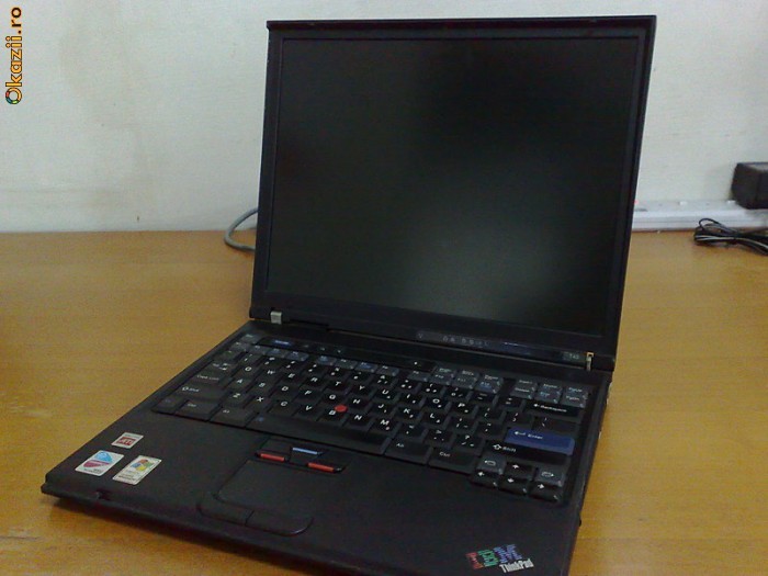 Vand Laptop IBM ThinkPad T43 foto mare