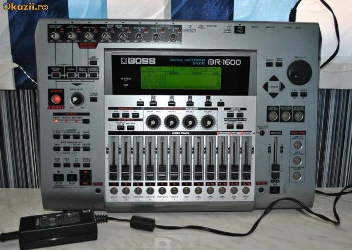 BOSS BR 1600 - BossBR1600 - Roland BOSS BR 1600 - RolandBossBR1600 - Studio Inregistrari Digital - Aproape nou !!! POZE REALE !!! foto mare
