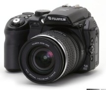 Fujifilm FinePix S9500 cu accesorii foto