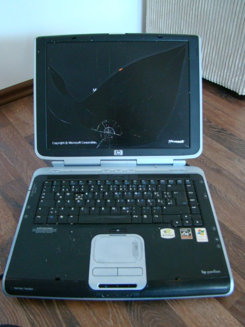 HP PAVILION ZV5000 -pentru piese de schimb foto mare