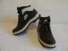Oferta - Ghete barbati Nike Ghetute baieti de iarna Nike Model nou Barbatesti Produs nou Bocanci culoare gri inchis Made in Vietnam Model Nou 2013