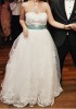 Rochie de mireasa din dantela cu trena (USA)